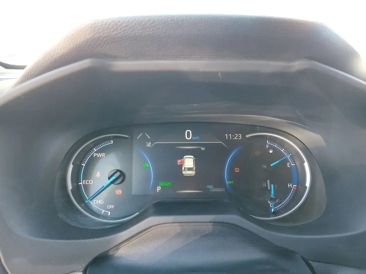 Toyota Rav 4 2.5 Xse Hybrid 4x2 Cvt At 5p año 2025