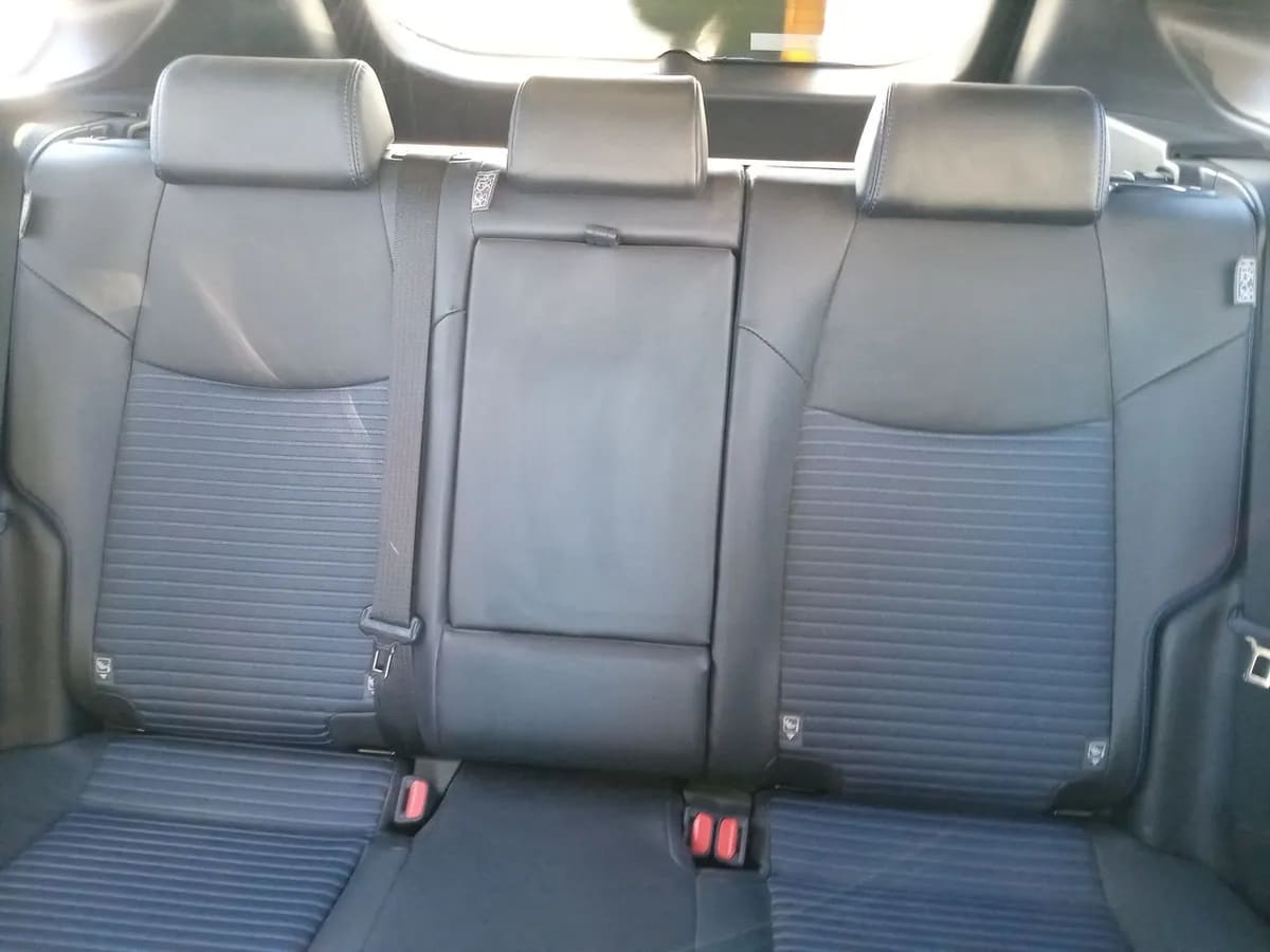 Toyota Rav 4 2.5 Xse Hybrid 4x2 Cvt At 5p año 2025
