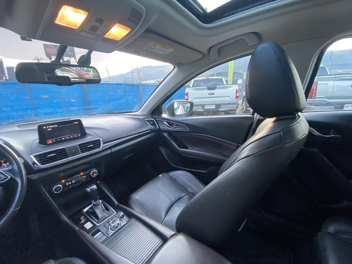 Mazda 3 2.5 Gt Sport 4x2 Audio Bose 6eat 5p año 2019