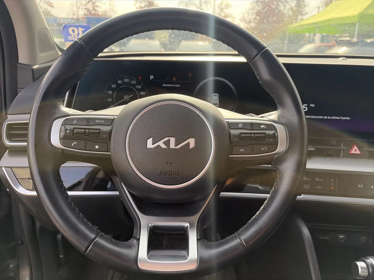 Kia Sportage 2.0 Ex Dies 2wd 8at 5p año 2025