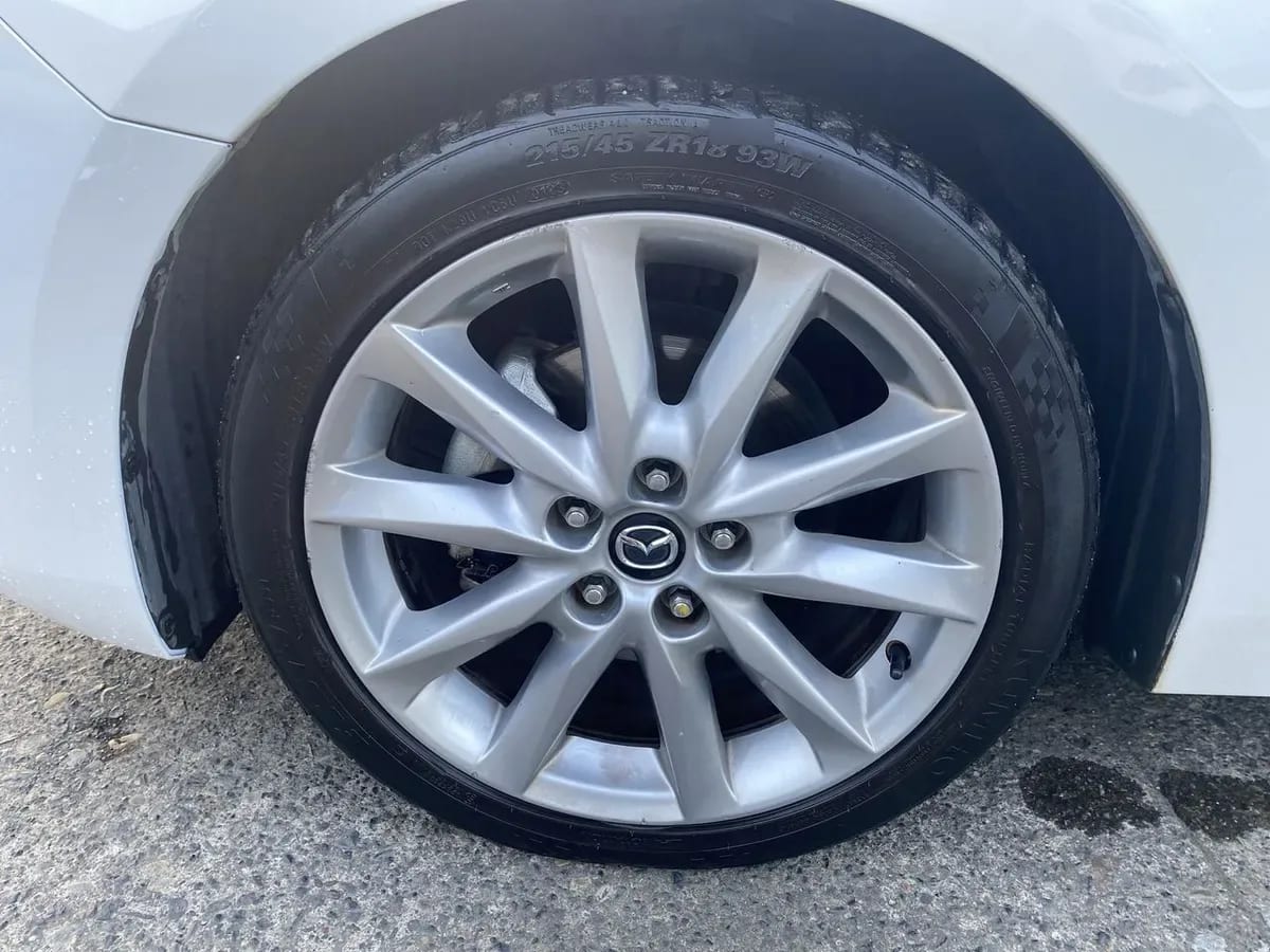 Mazda 3 2.5 Gt Sport 4x2 Audio Bose 6eat 5p año 2019