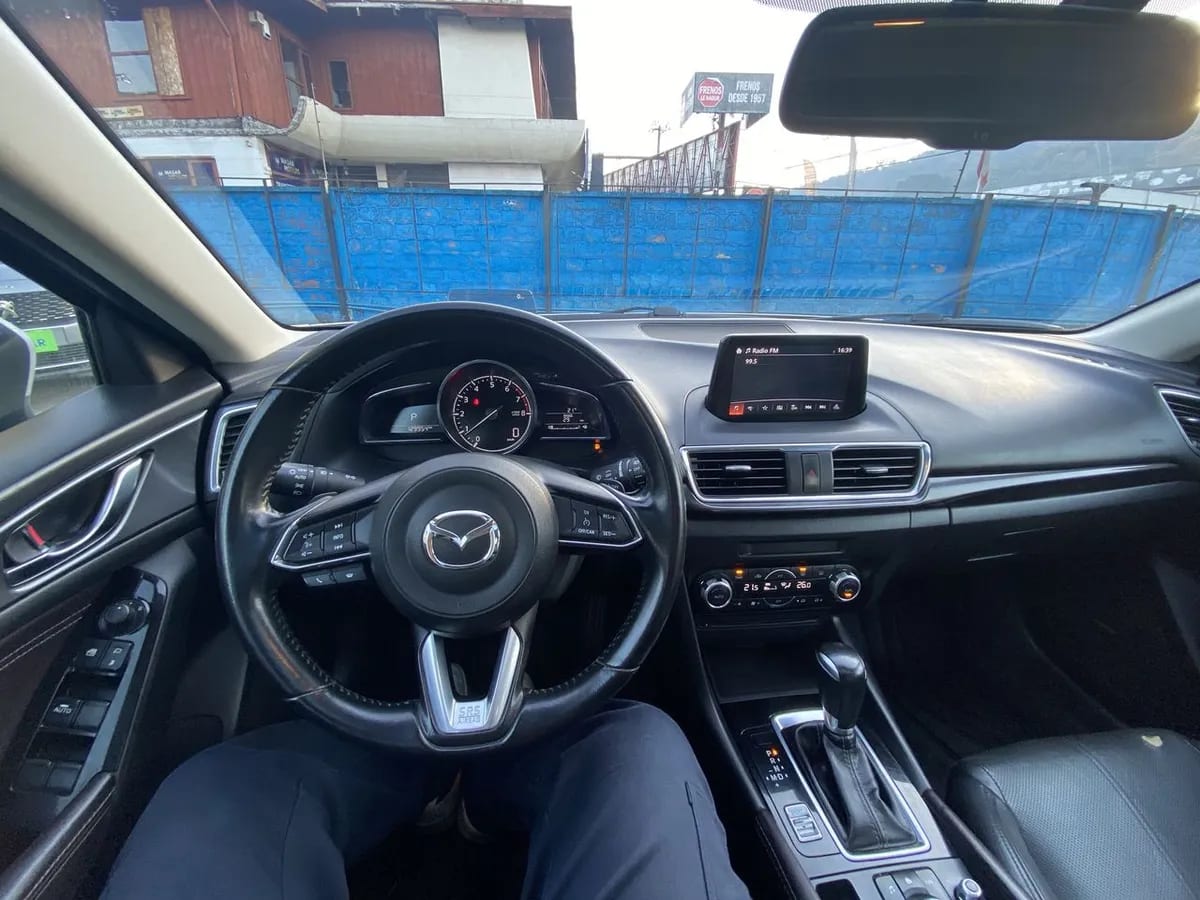 Mazda 3 2.5 Gt Sport 4x2 Audio Bose 6eat 5p año 2019