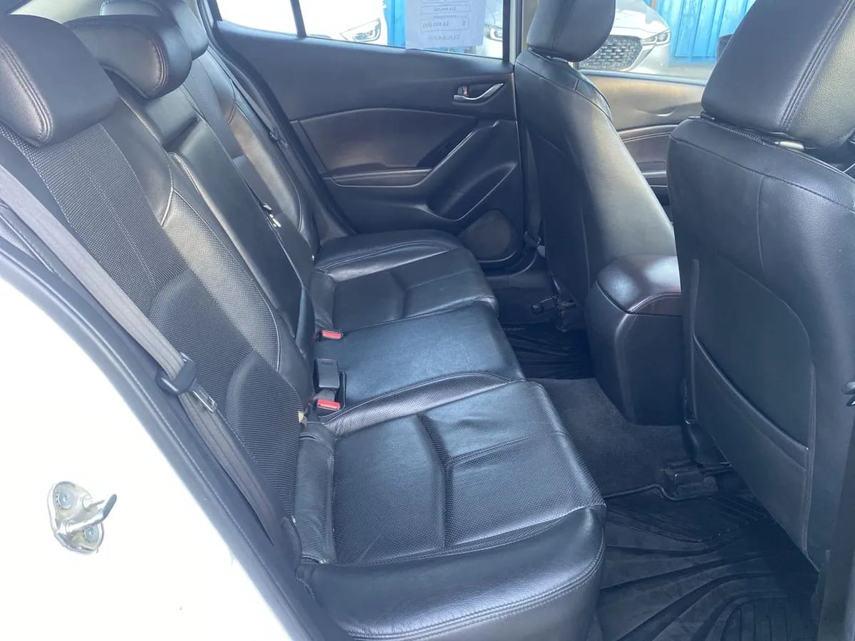 Mazda 3 2.5 Gt Sport 4x2 Audio Bose 6eat 5p año 2019