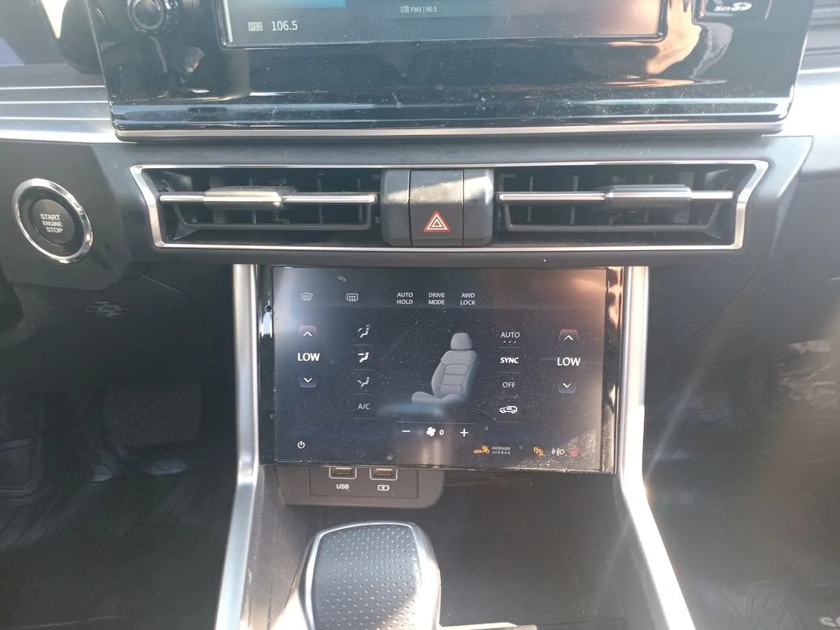 Ssangyong Torres 1.5t Glx 4wd At 5p año 2024