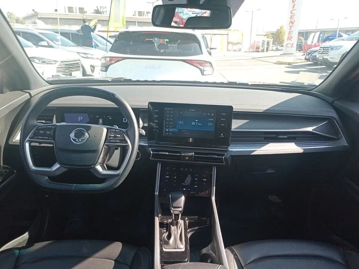 Ssangyong Torres 1.5t Glx 4wd At 5p año 2024