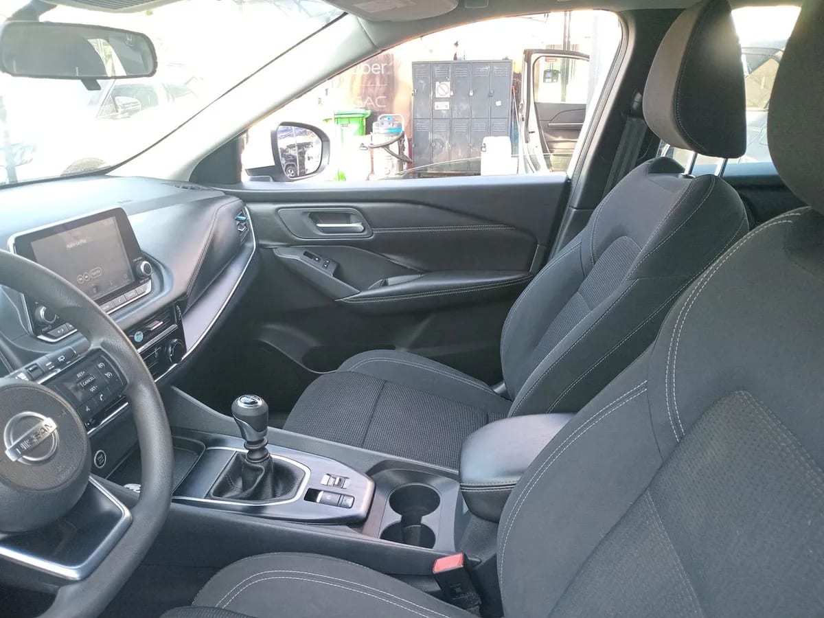 Nissan Qashqai 1.3t Sense 2wd Mt 5p año 2023