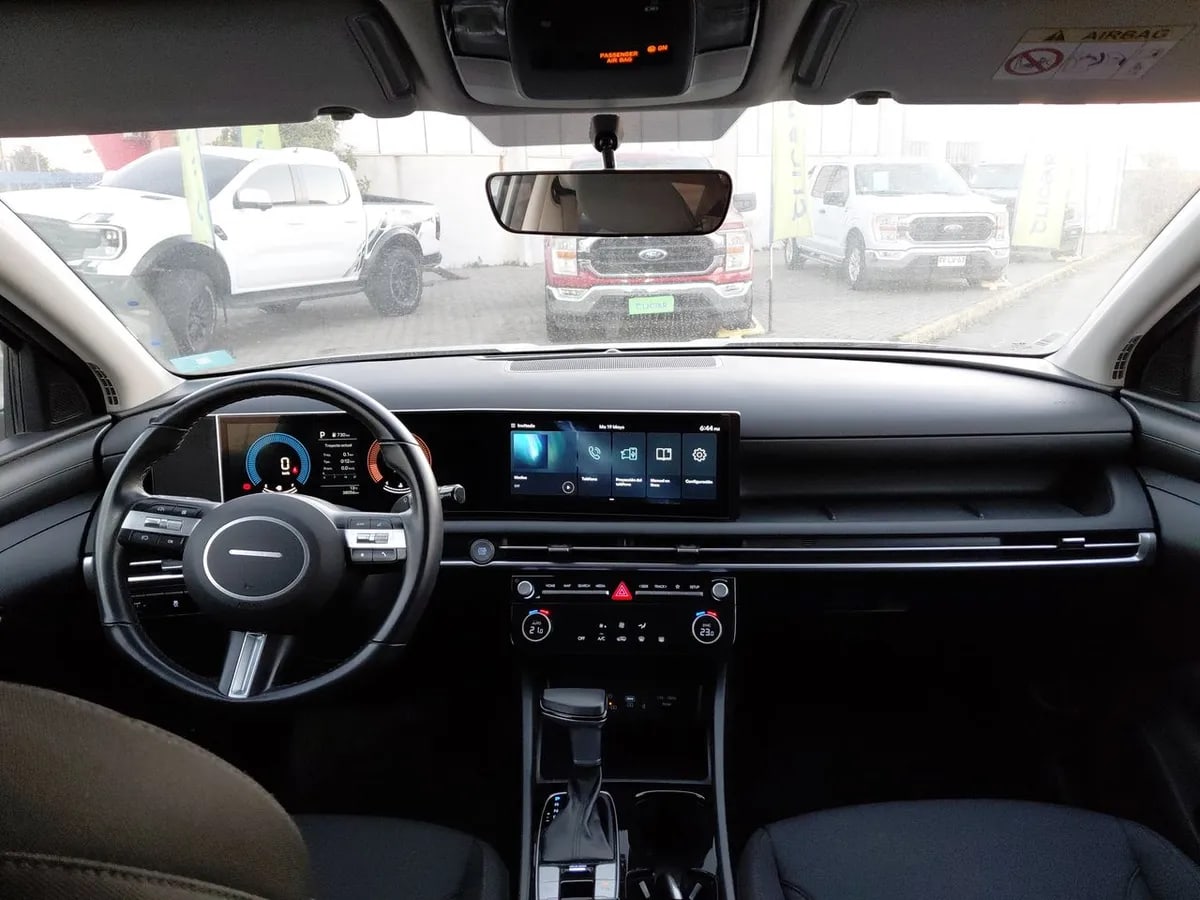 Hyundai Tucson 2.0 Nx4 Plus Fl Diesel 2wd At 5p año 2025