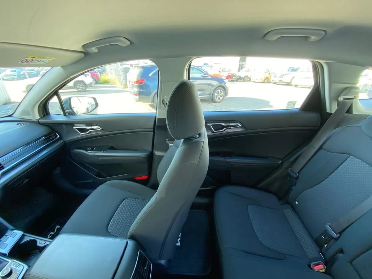 Kia Sportage 2.0 Ex Dies 2wd 8at 5p año 2025
