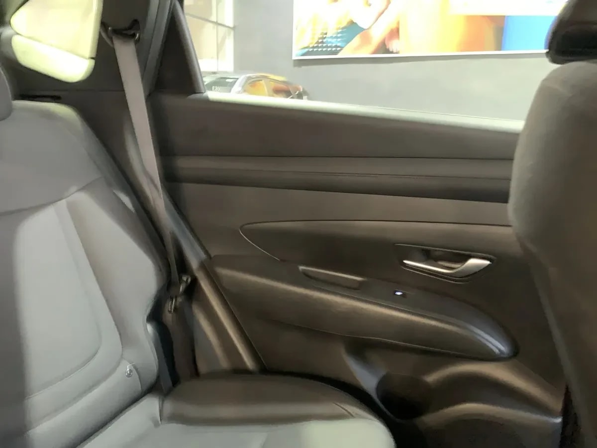 Hyundai Tucson 2.0 Nx4 Plus Fl Diesel 2wd At 5p año 2025