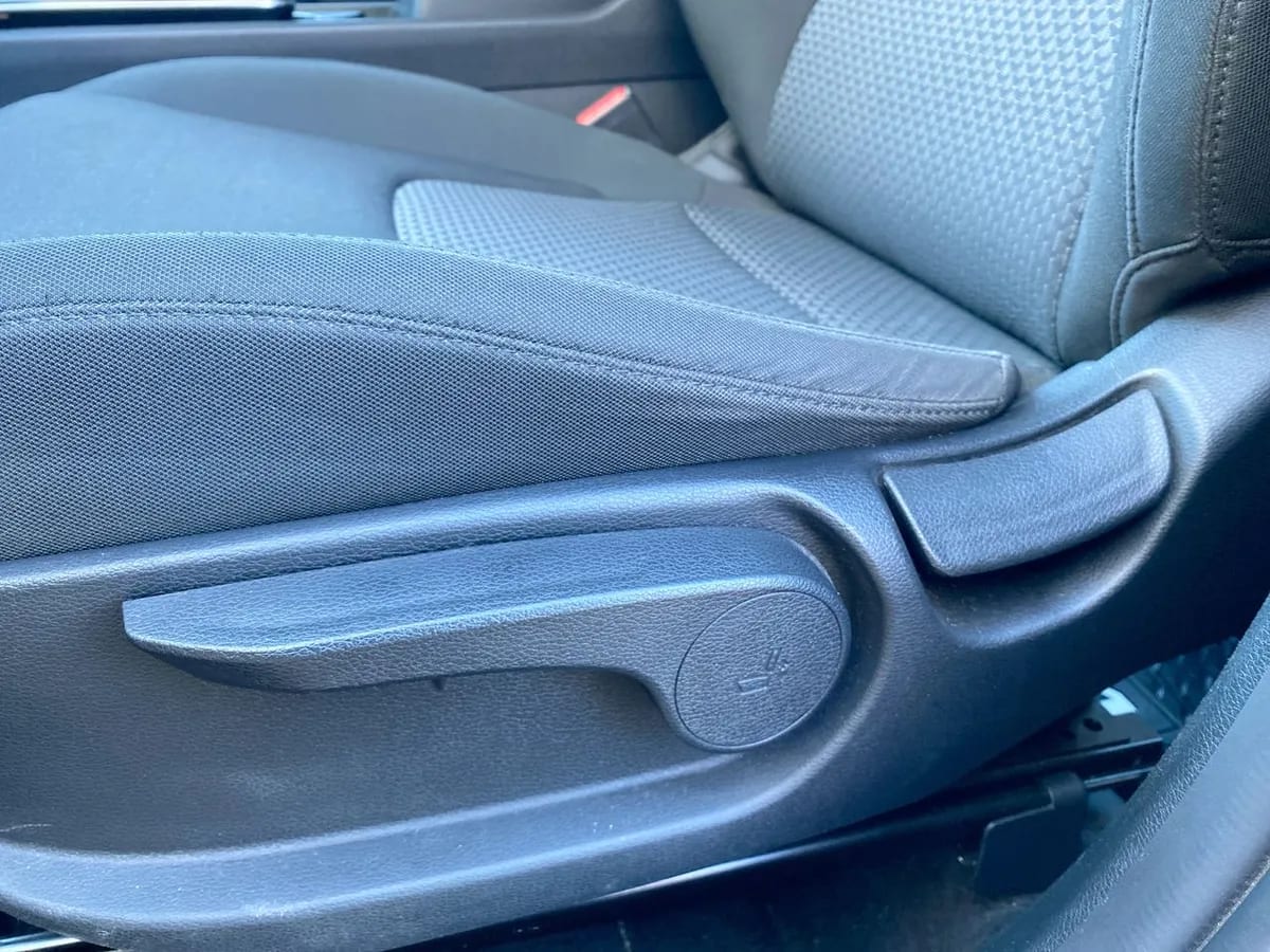 Kia Sportage 2.0 Ex Dies 2wd 8at 5p año 2025