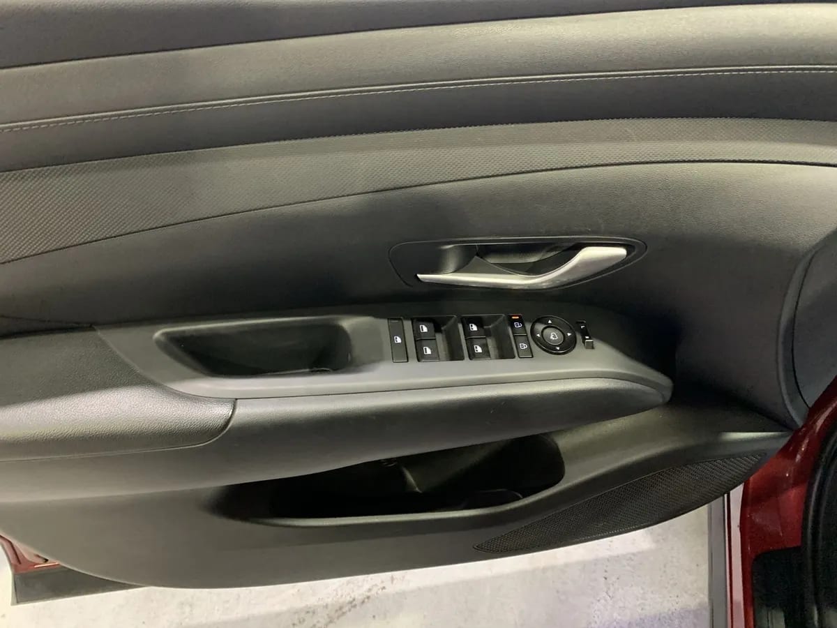 Hyundai Tucson 2.0 Nx4 Plus Fl Diesel 2wd At 5p año 2025