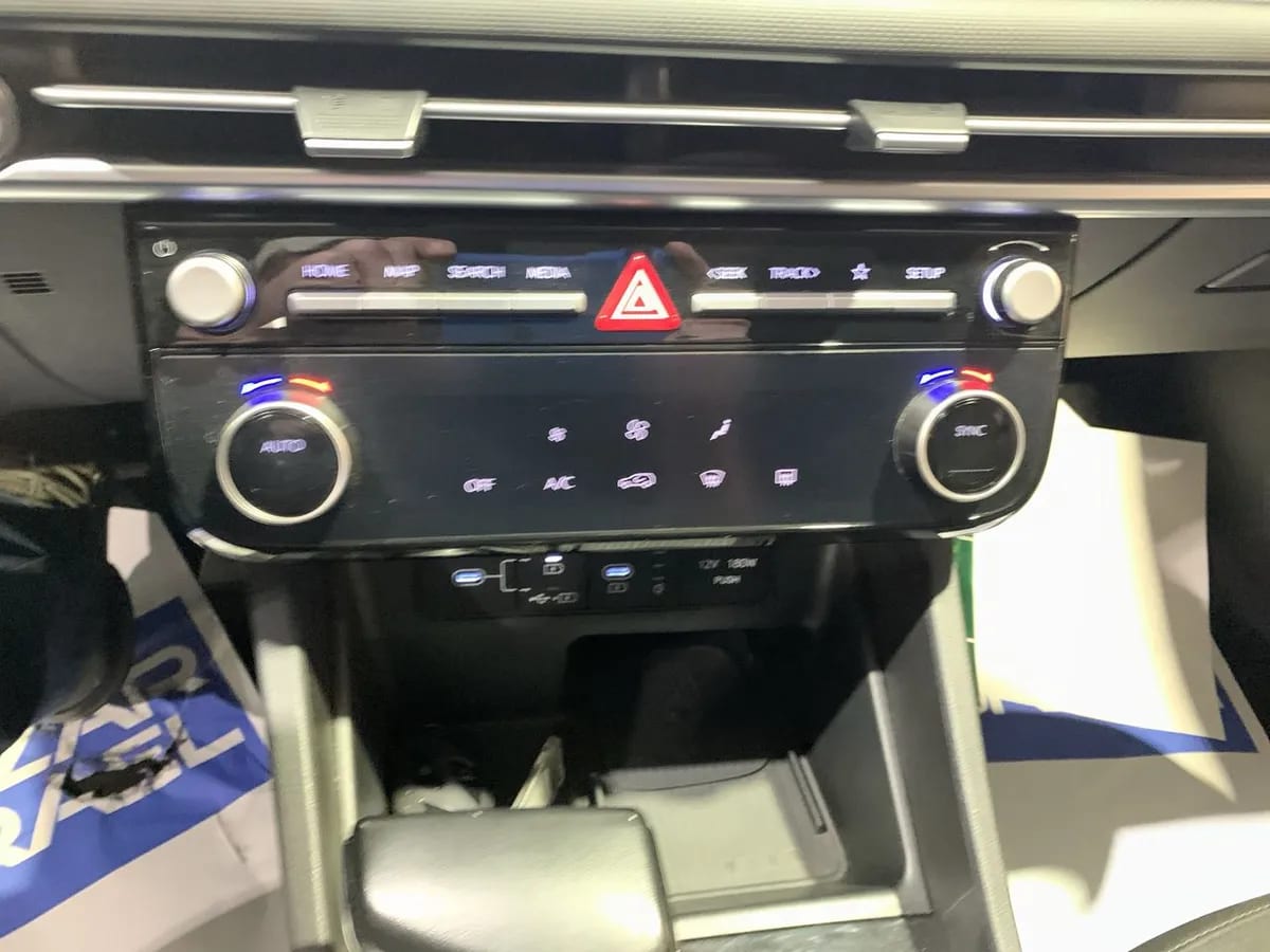 Hyundai Tucson 2.0 Nx4 Plus Fl Diesel 2wd At 5p año 2025