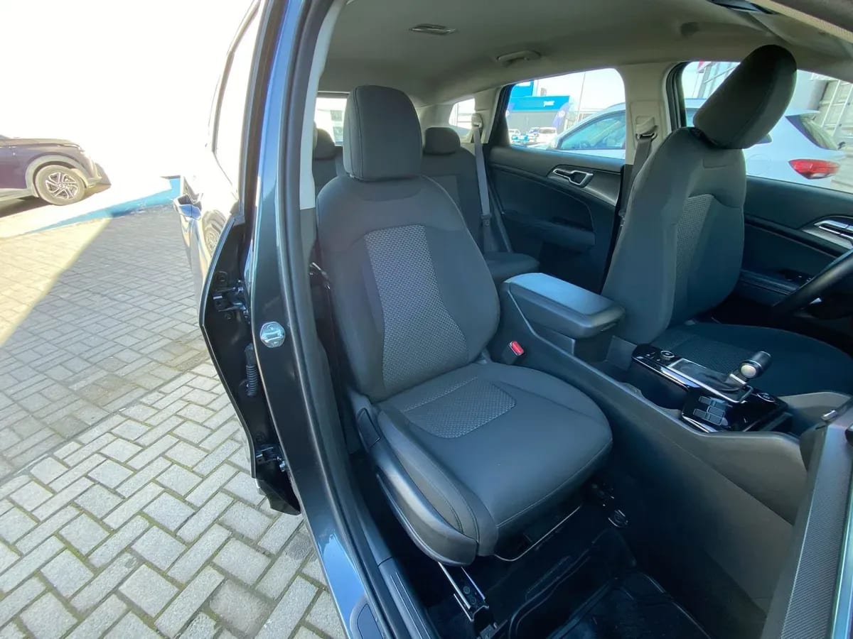 Kia Sportage 2.0 Ex Dies 2wd 8at 5p año 2025