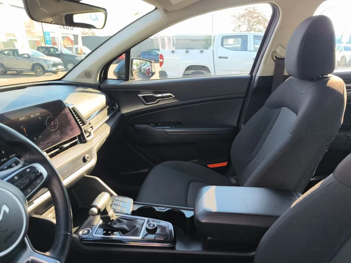 Kia Sportage 2.0 Ex Dies 2wd 8at 5p año 2025