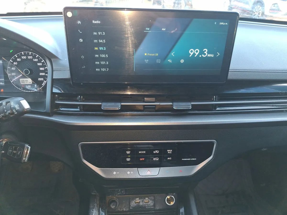 Ssangyong Rexton 2.0t Lx 4x2 6ab Nueva Radio 6mt 5p año 2024