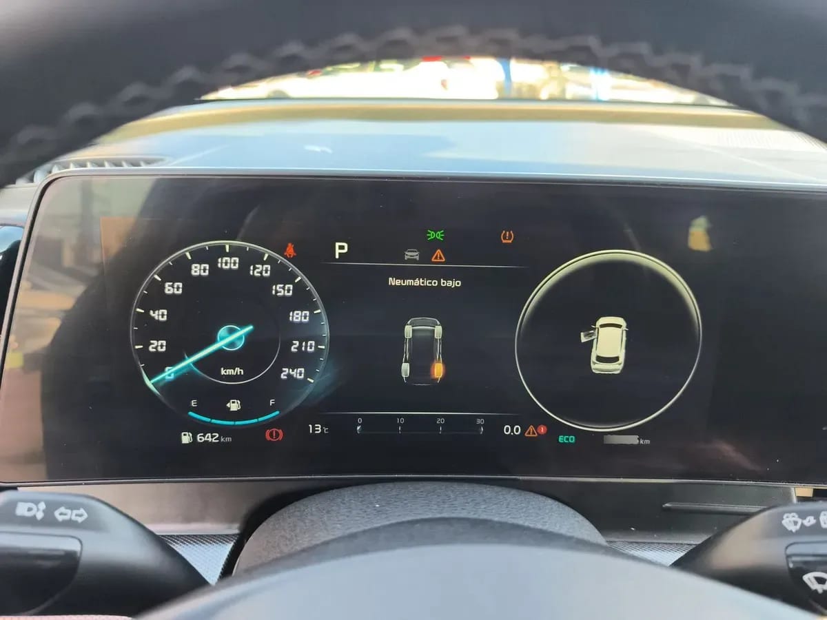 Kia Sportage 2.0 Ex Dies 2wd 8at 5p año 2025