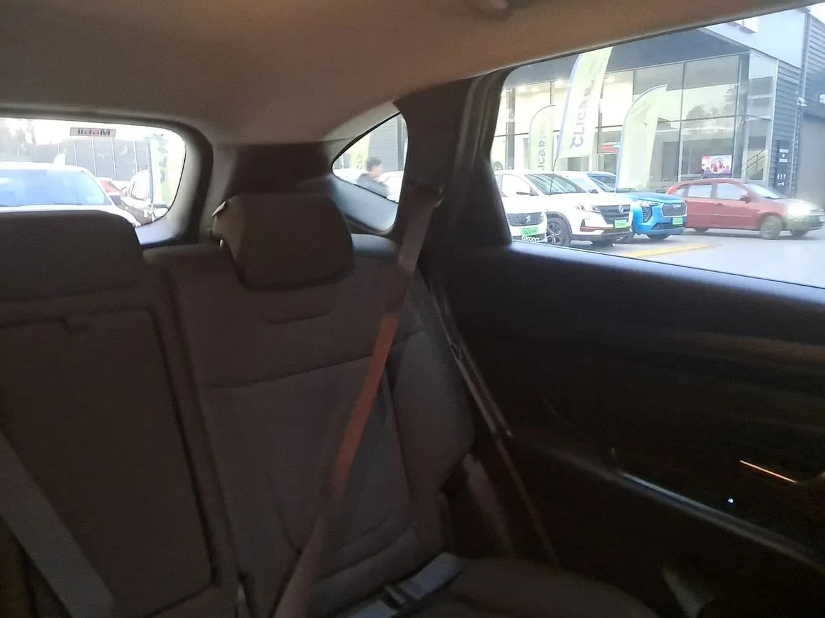 Hyundai Tucson 2.0 Nx4 Plus Fl Diesel 2wd At 5p año 2025