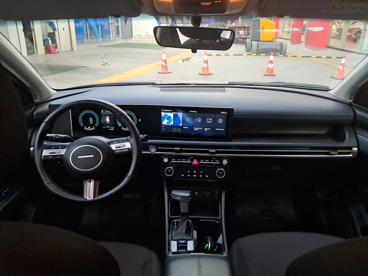 Hyundai Tucson 2.0 Nx4 Plus Fl Diesel 2wd At 5p año 2025
