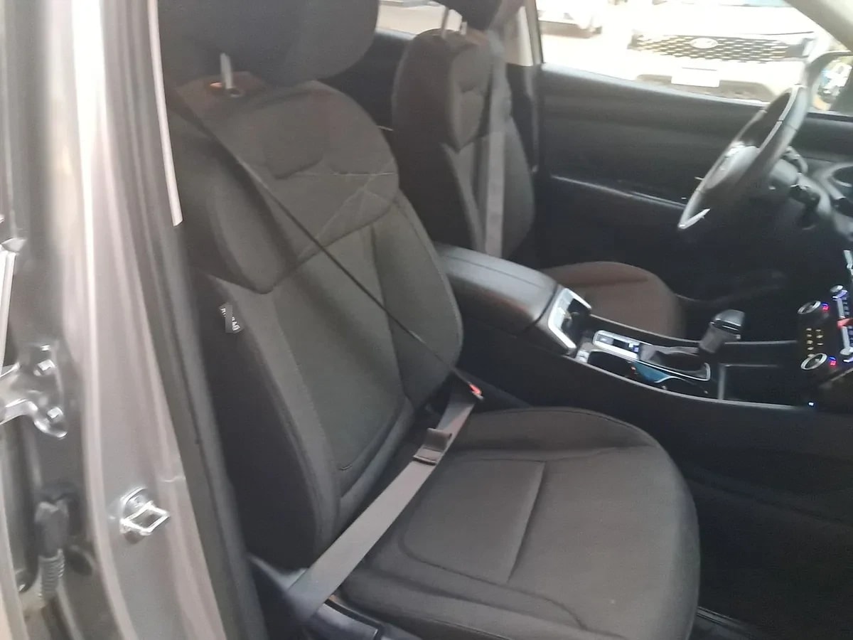 Hyundai Tucson 2.0 Nx4 Plus Fl Diesel 2wd At 5p año 2025