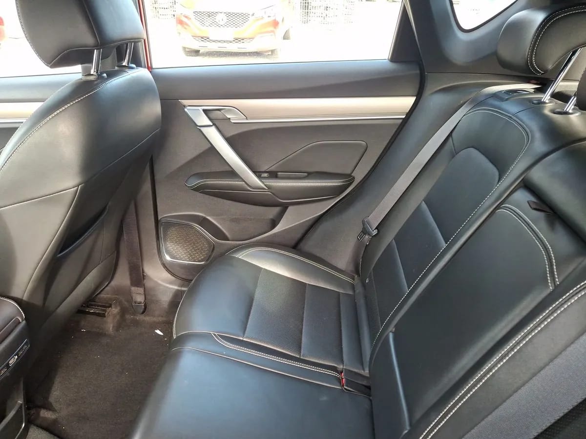 Geely Coolray 1.5 Gf Sport 4x2 At 5p año 2023