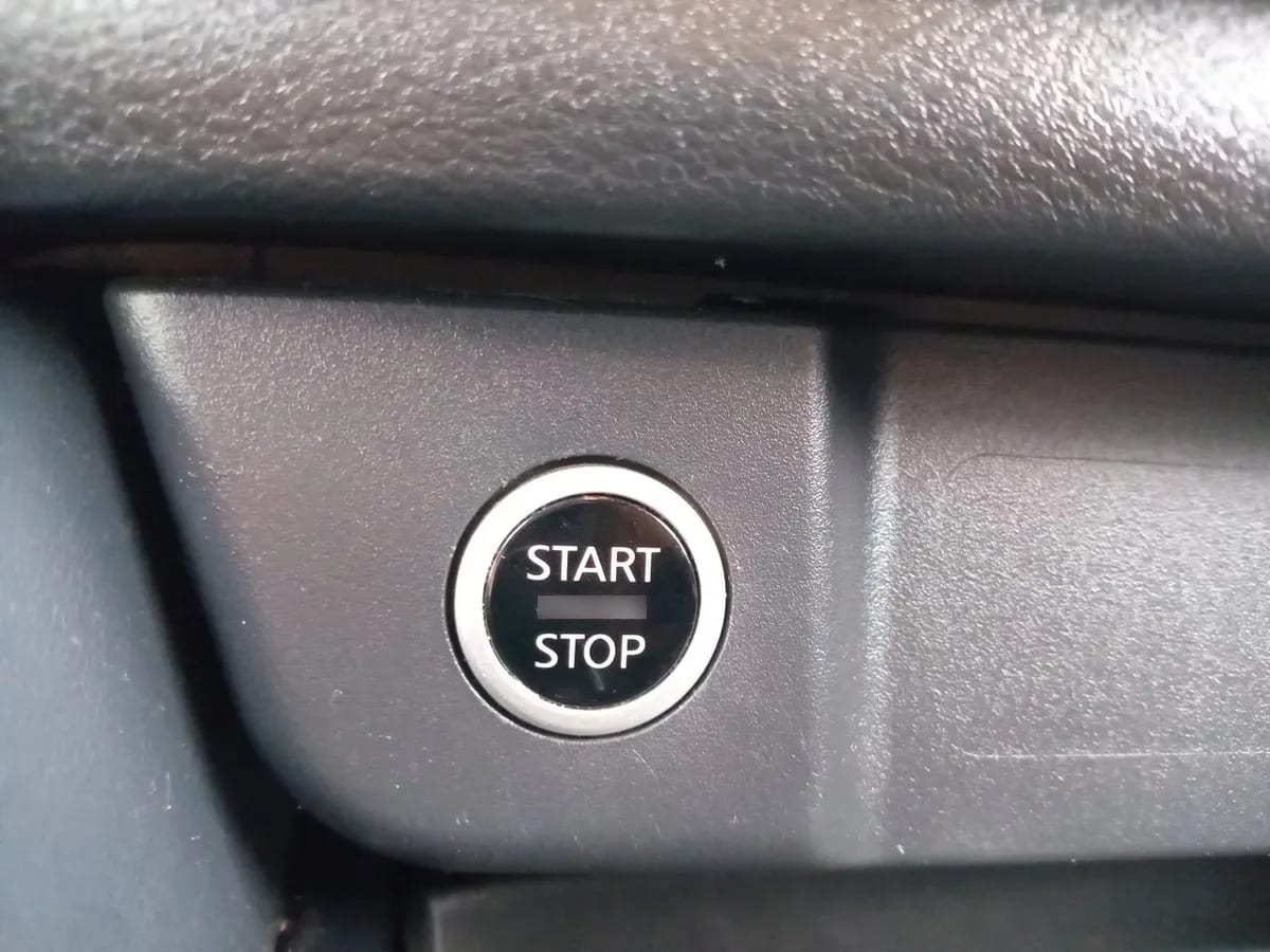 Nissan Qashqai 1.3t Advance 2wd Cvt At 5p año 2024