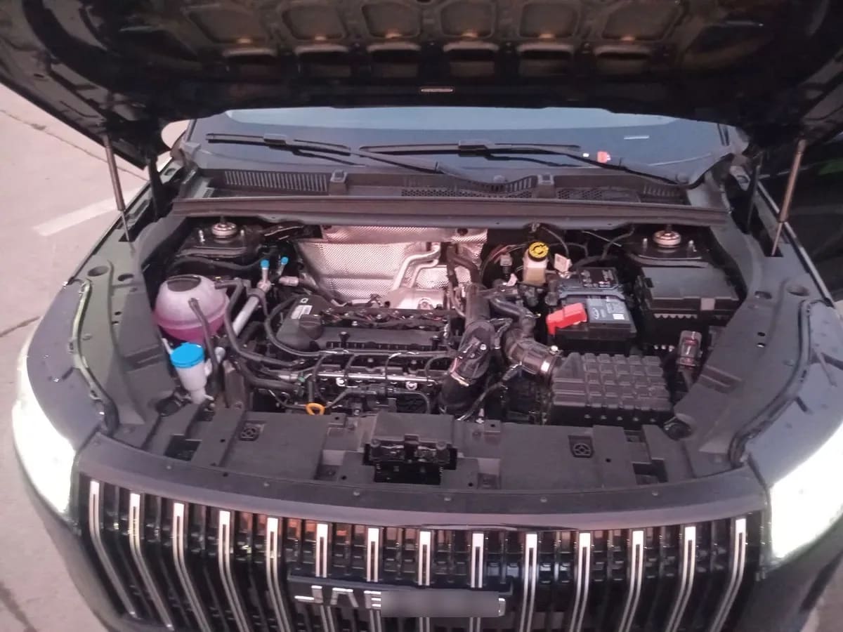 Jaecoo Jaecoo5 1.5t Elemental 4x2 Cvt At 5p año 2026