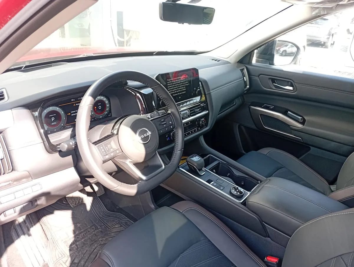 Nissan Pathfinder 3.5 Exclusive 4wd Cvt At 5p año 2025