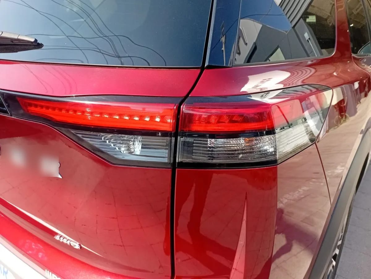 Nissan Pathfinder 3.5 Exclusive 4wd Cvt At 5p año 2025