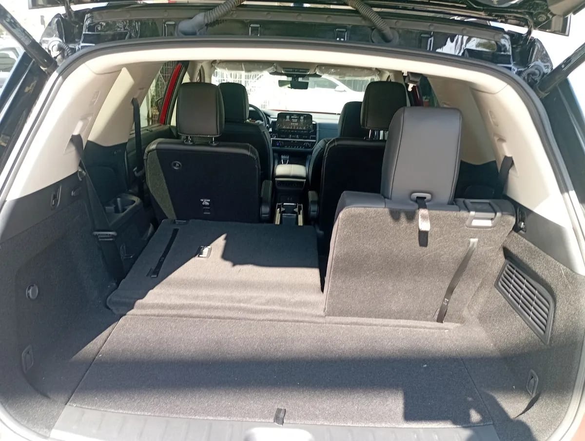 Nissan Pathfinder 3.5 Exclusive 4wd Cvt At 5p año 2025