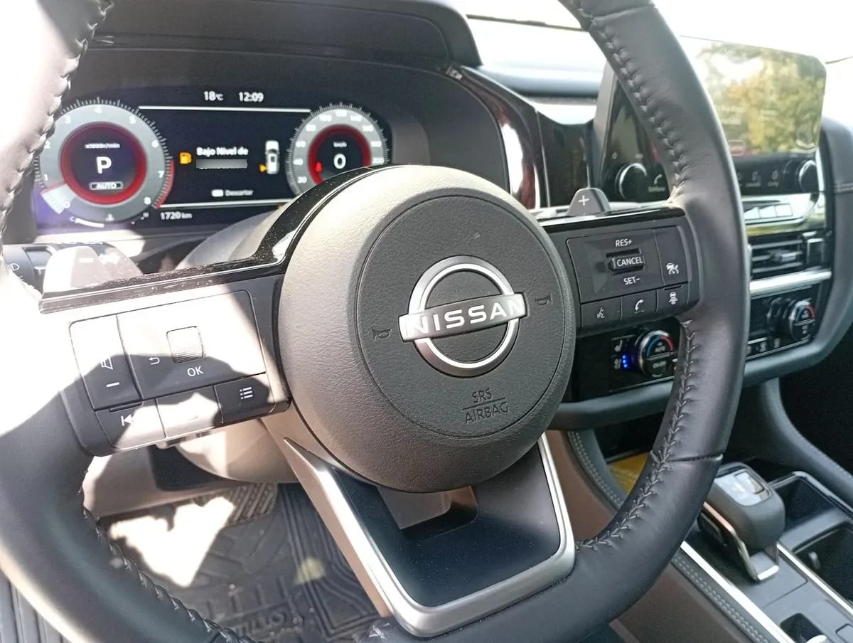 Nissan Pathfinder 3.5 Exclusive 4wd Cvt At 5p año 2025