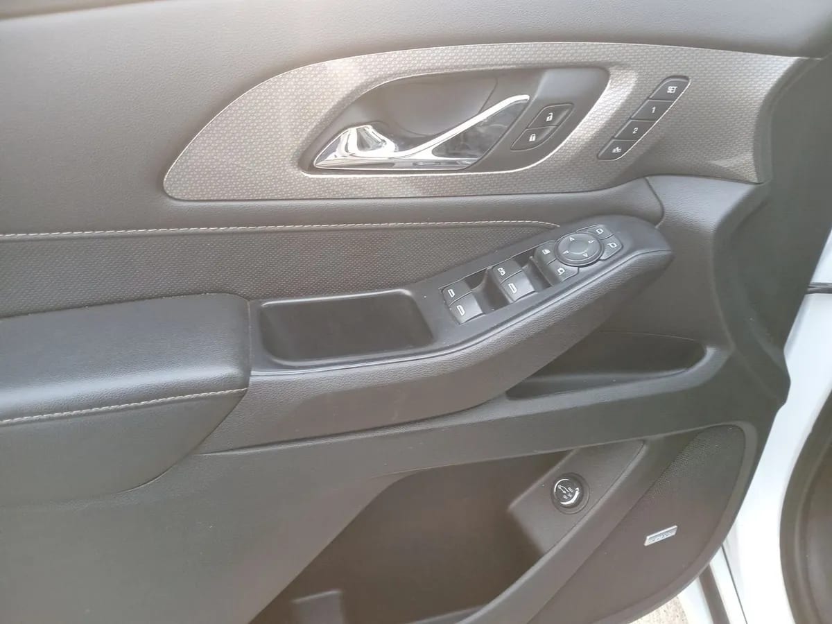 Chevrolet Traverse 3.6l Premier Awd Ii At 5p año 2023