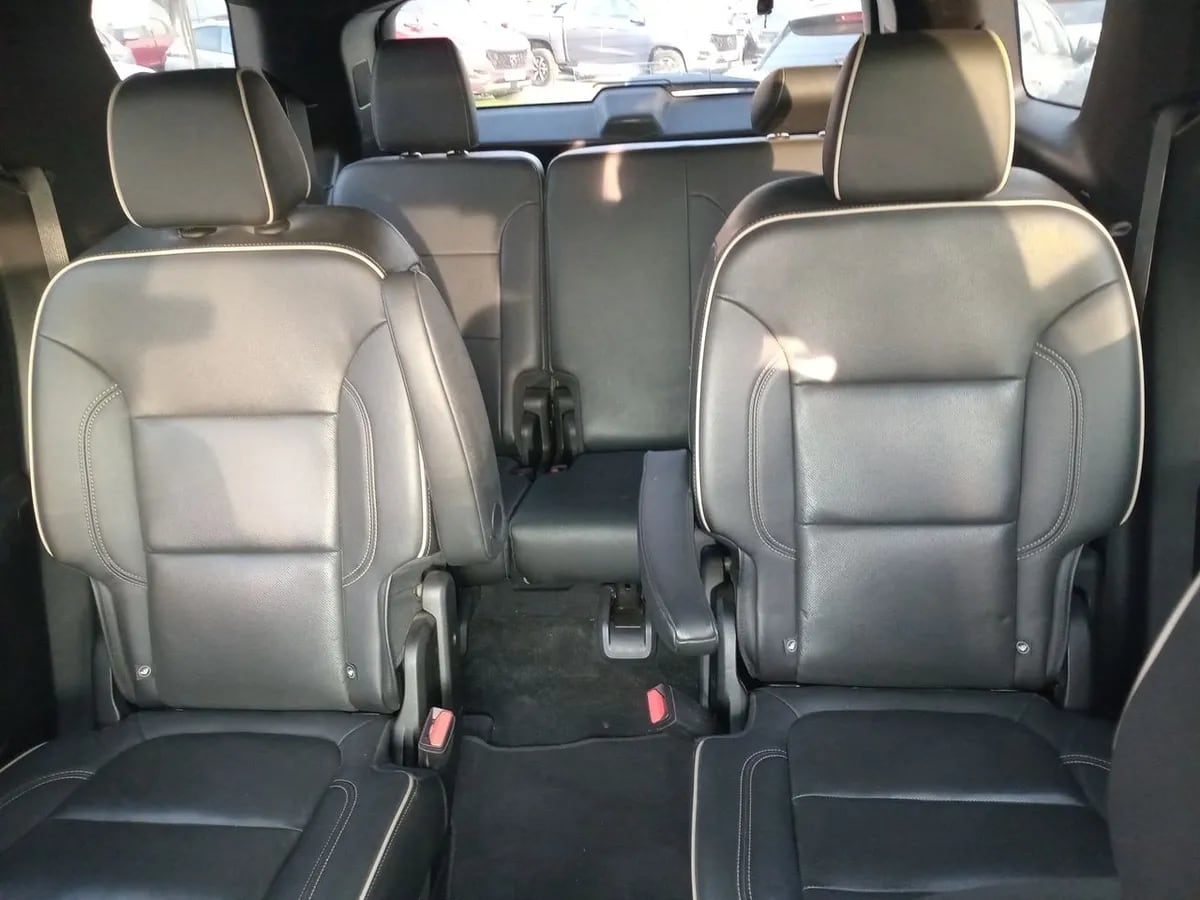 Chevrolet Traverse 3.6l Premier Awd Ii At 5p año 2023
