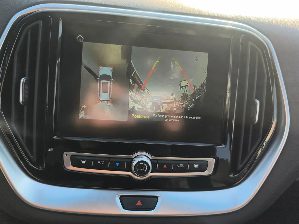 Jetour X70 1.5t Plus 4x2 At 5p año 2022