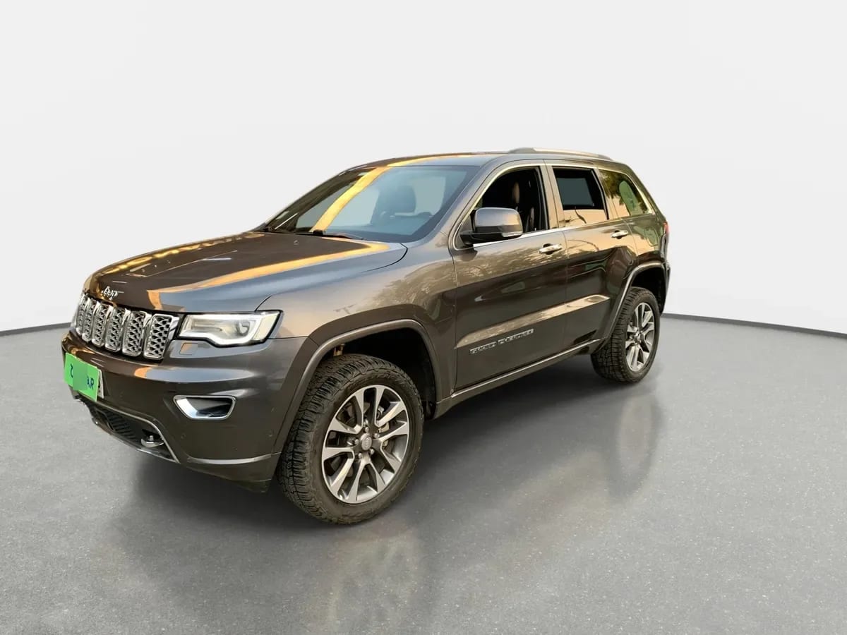 Jeep Grand Cherokee 5.7 Overland 4x4 At 5p año 2019