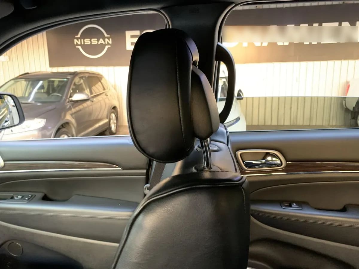Jeep Grand Cherokee 5.7 Overland 4x4 At 5p año 2019