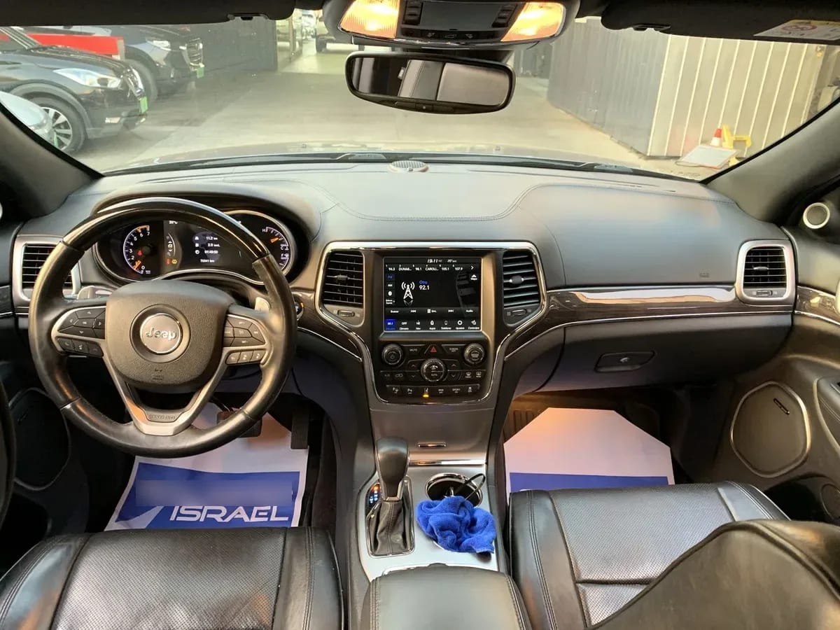 Jeep Grand Cherokee 5.7 Overland 4x4 At 5p año 2019
