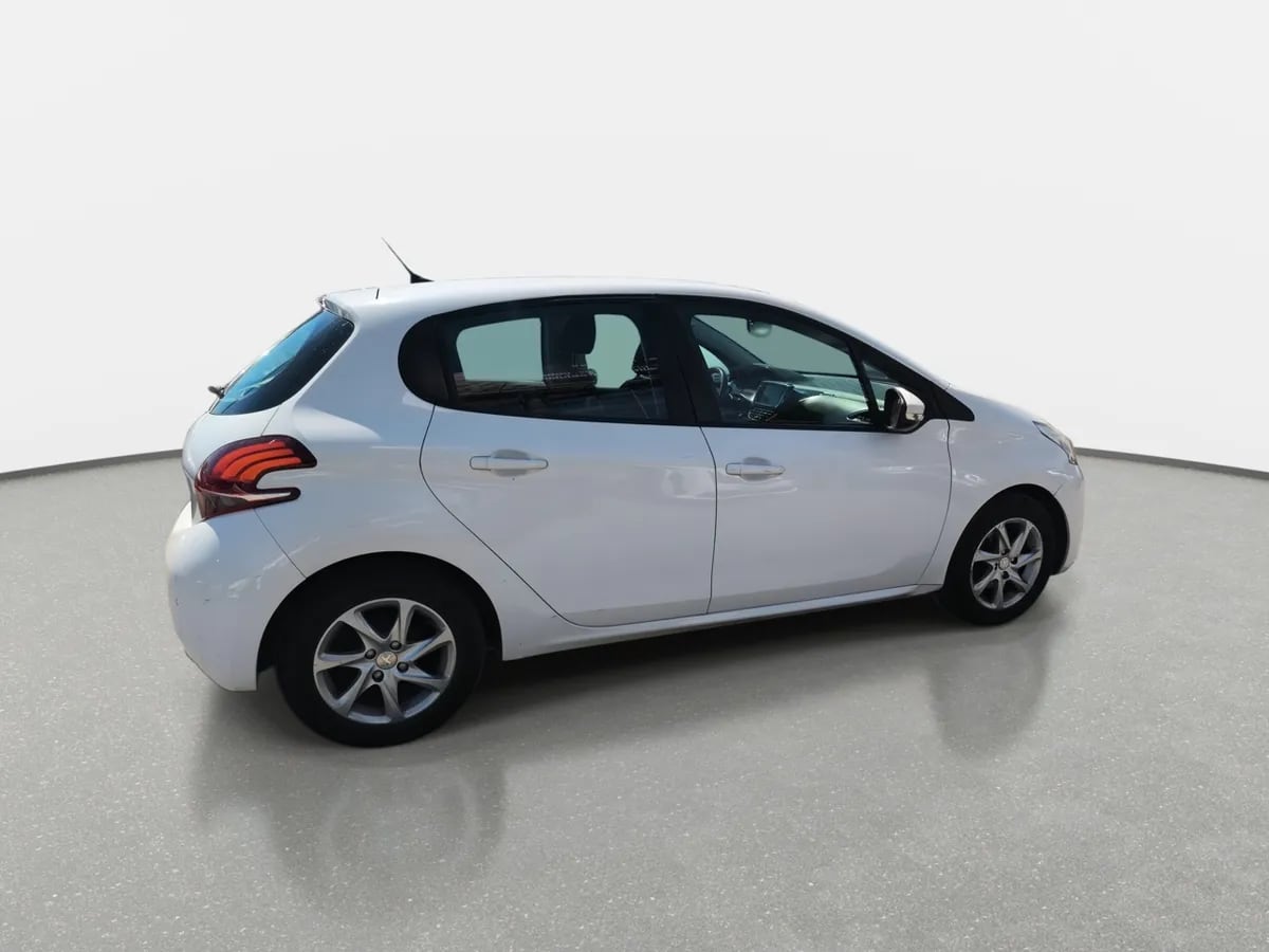Peugeot 208 1.2 Active Pack Puretech 4x2 Hb 82hp E6 Mt 5p año 2018