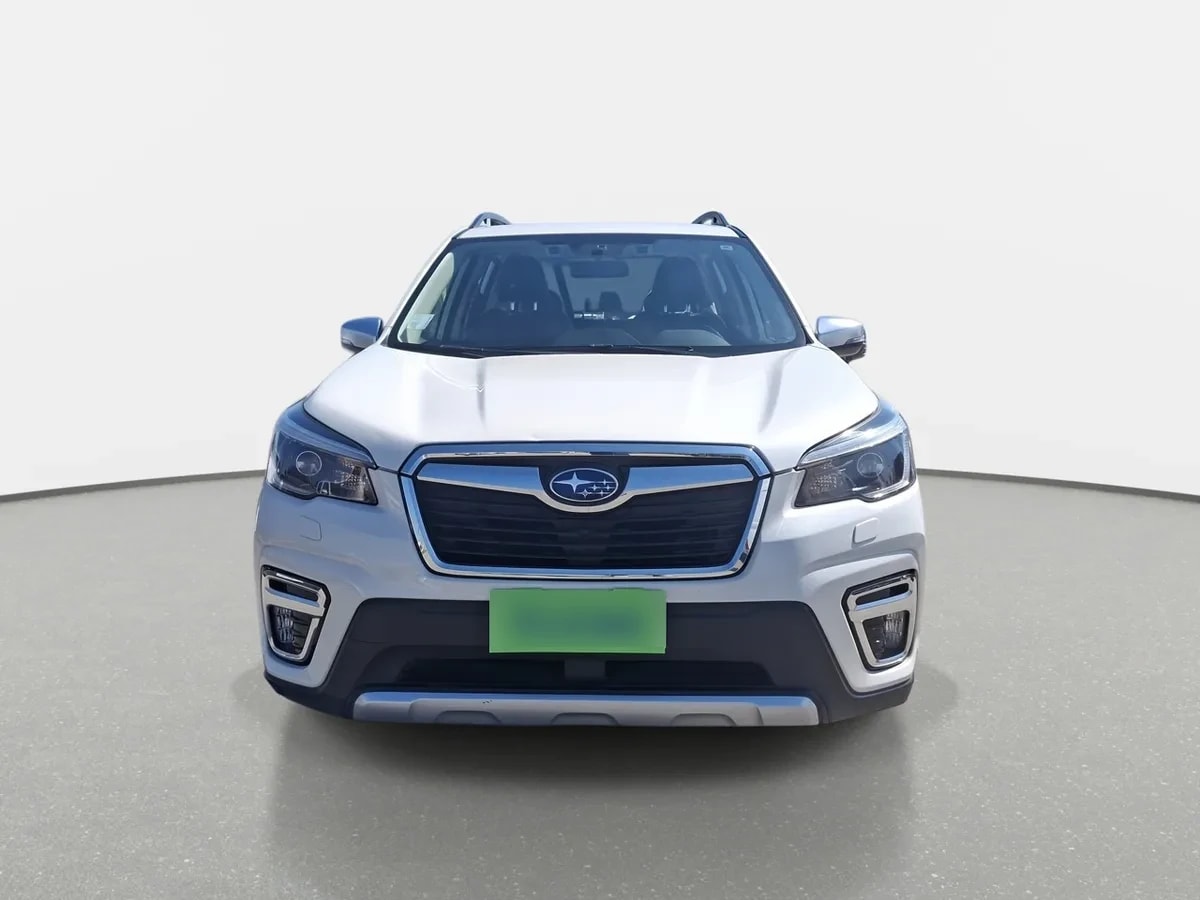 Subaru Forester 2.0i Limited Eyesight Awd At 5p año 2021