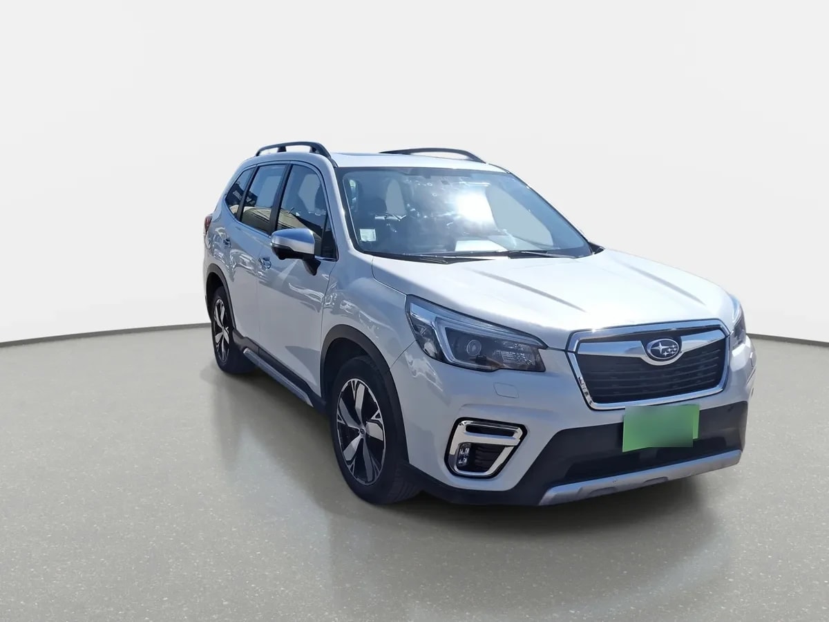 Subaru Forester 2.0i Limited Eyesight Awd At 5p año 2021