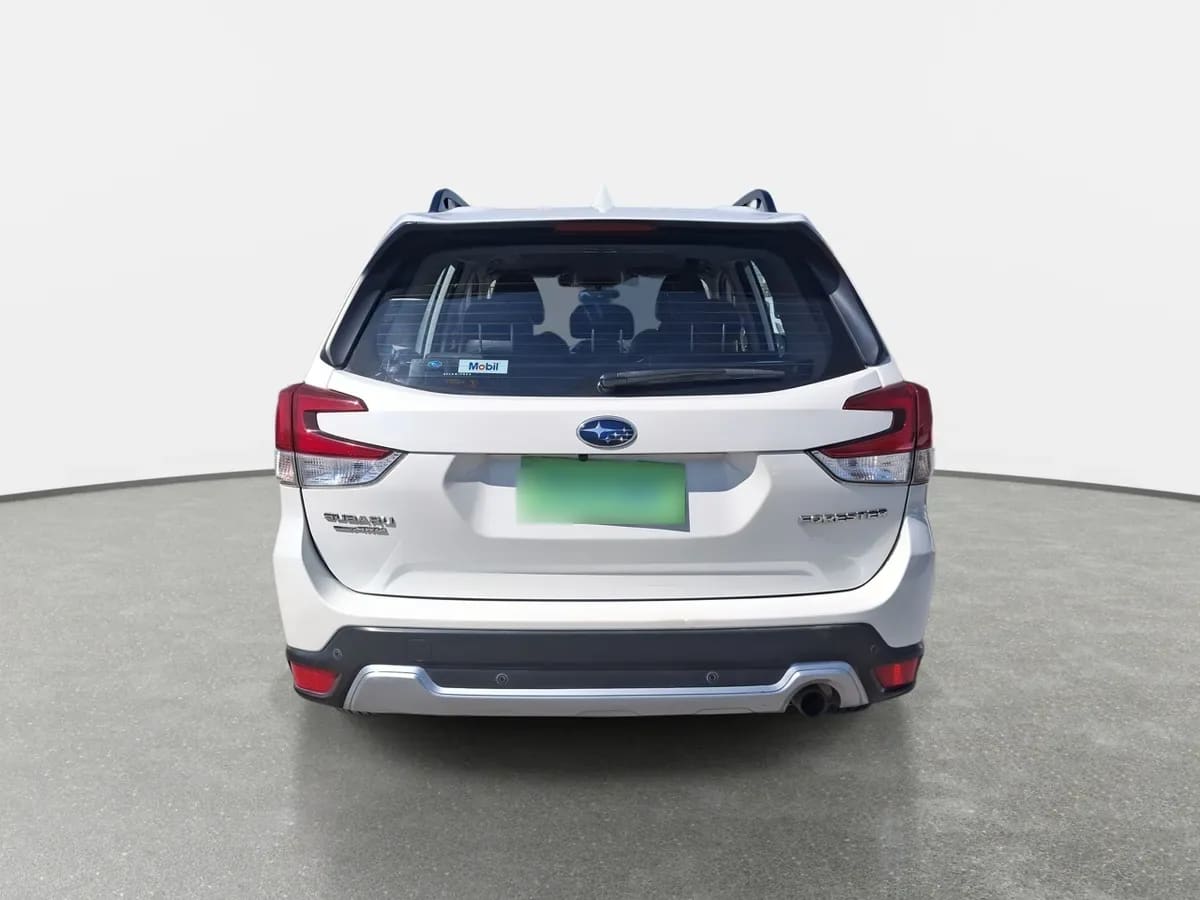 Subaru Forester 2.0i Limited Eyesight Awd At 5p año 2021