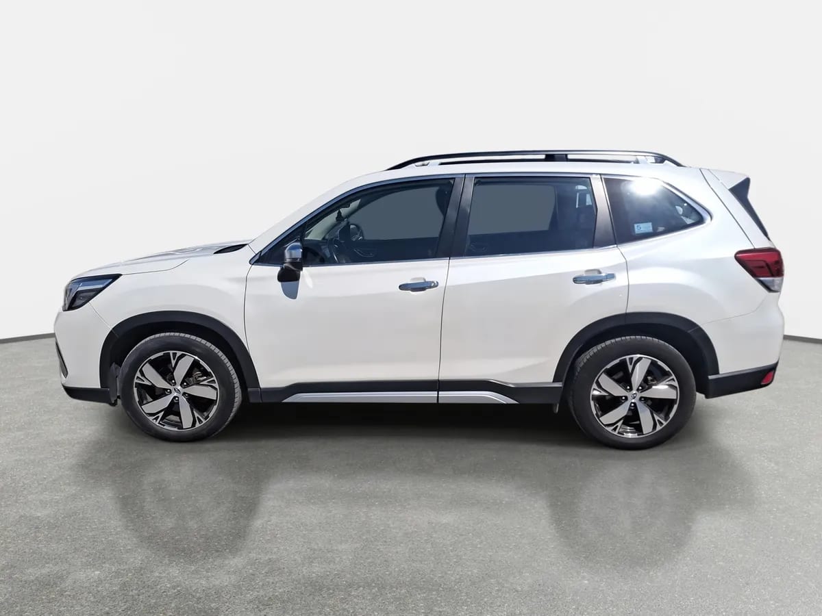 Subaru Forester 2.0i Limited Eyesight Awd At 5p año 2021