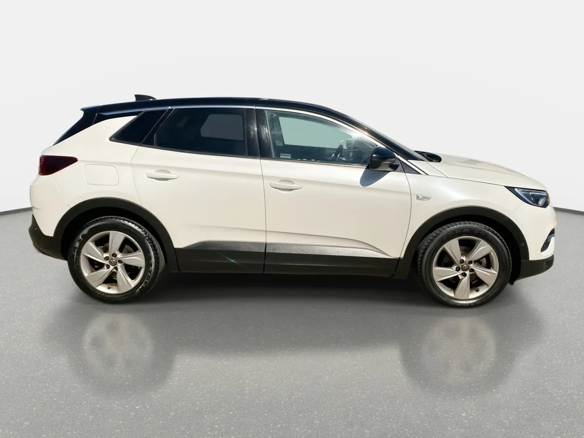 Opel Grandland 2.0t Innovation 4x2 Td At8 5p año 2020