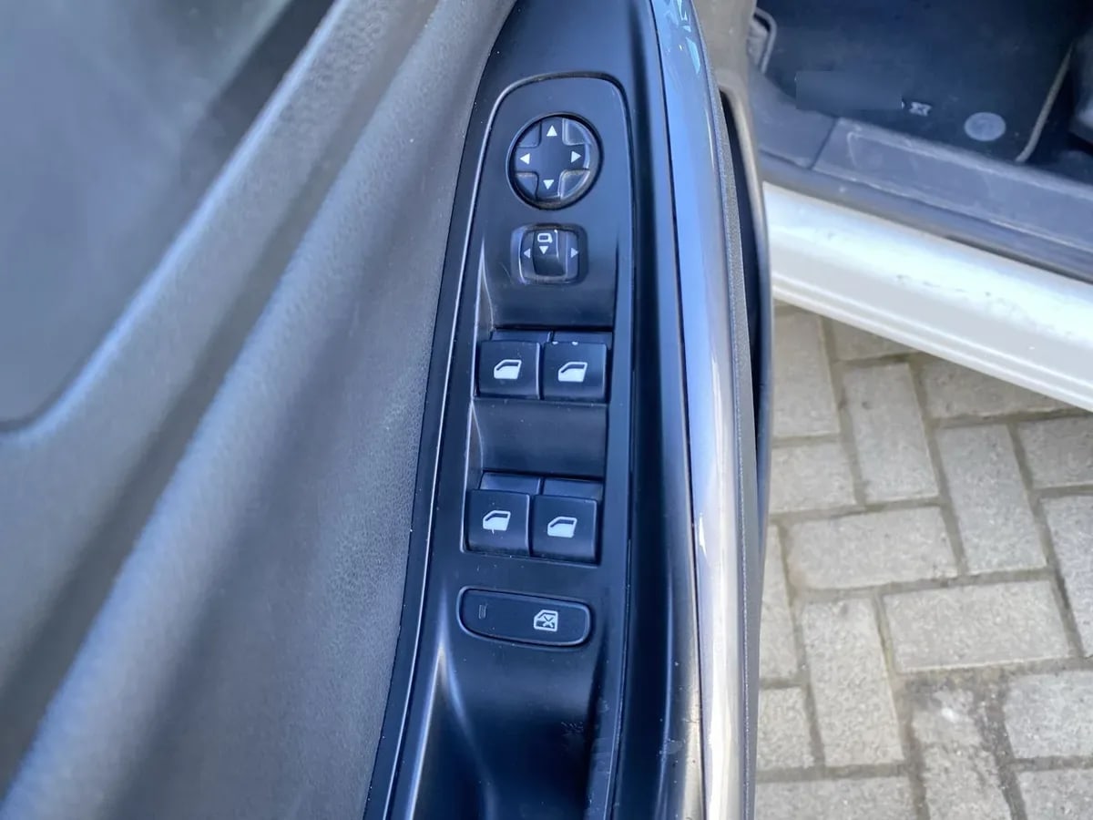 Opel Grandland 2.0t Innovation 4x2 Td At8 5p año 2020