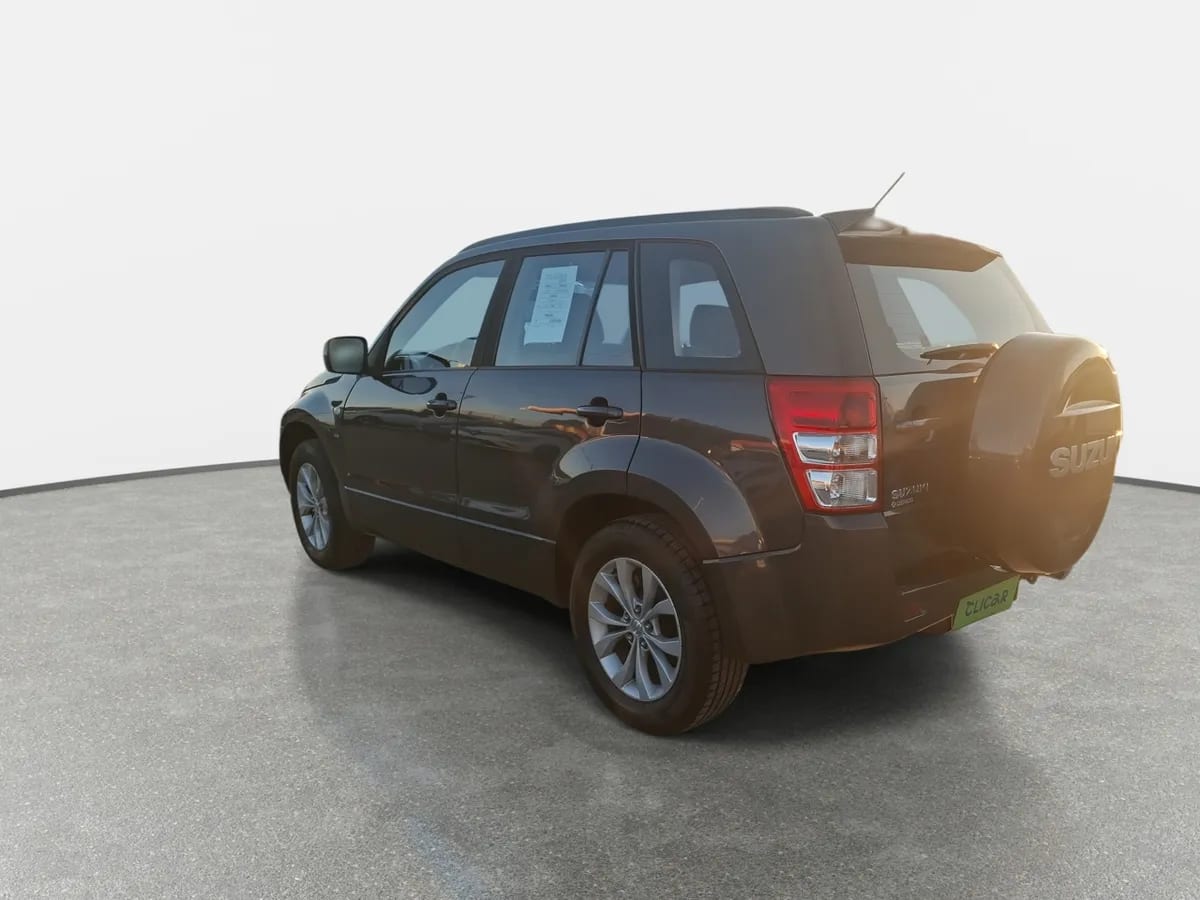 Suzuki Grand Nomade 2.4 Glx Sport 4x2 Mt 5p año 2018