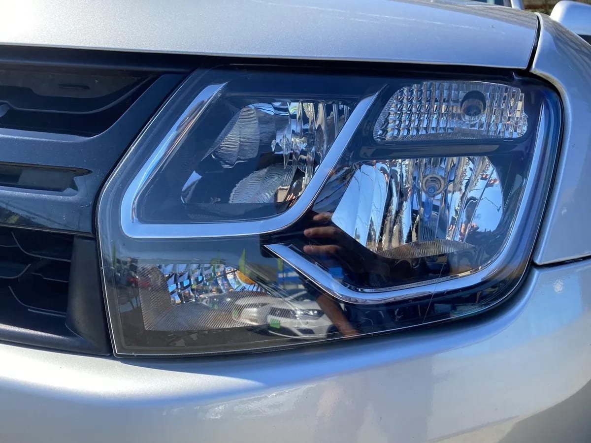 Renault Duster 1.6 Zen 4x2 5mt 5p año 2020