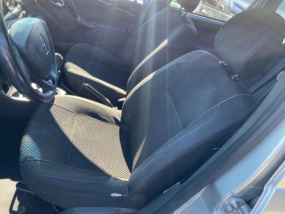 Renault Duster 1.6 Zen 4x2 5mt 5p año 2020
