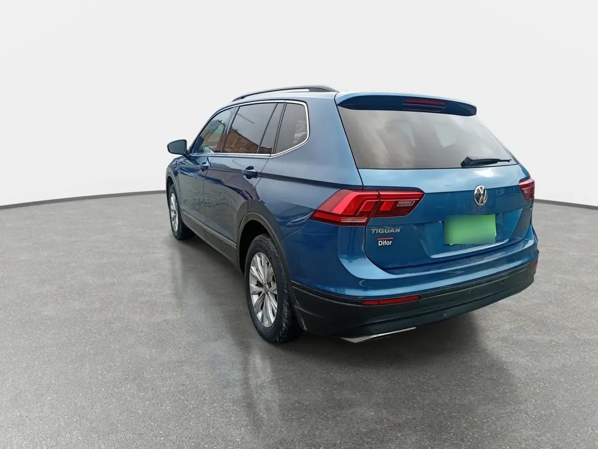 Volkswagen Tiguan 1.4 Tsi Comfortline 4x2 7a 150hp At 5p año 2018