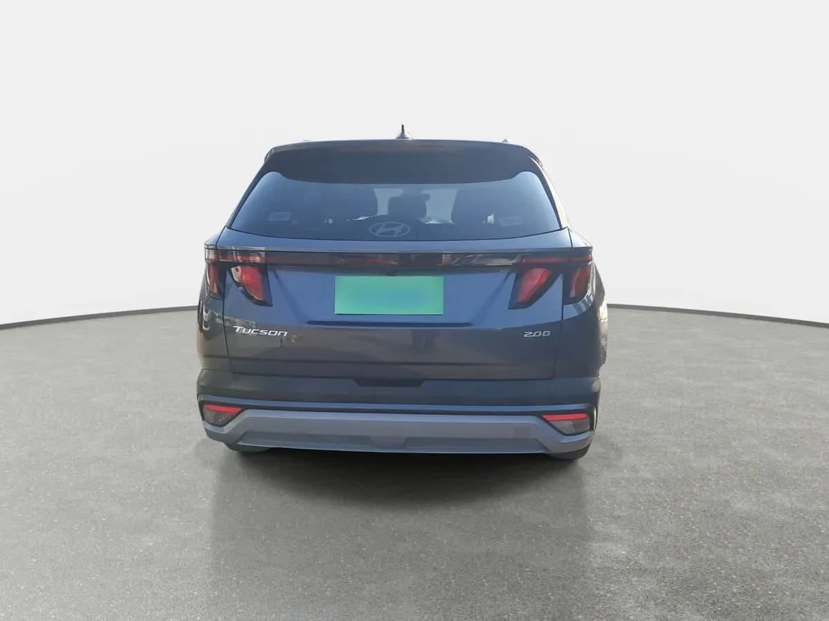 Hyundai Tucson 2.0 Nx4 Plus Fl Diesel 2wd At 5p año 2025