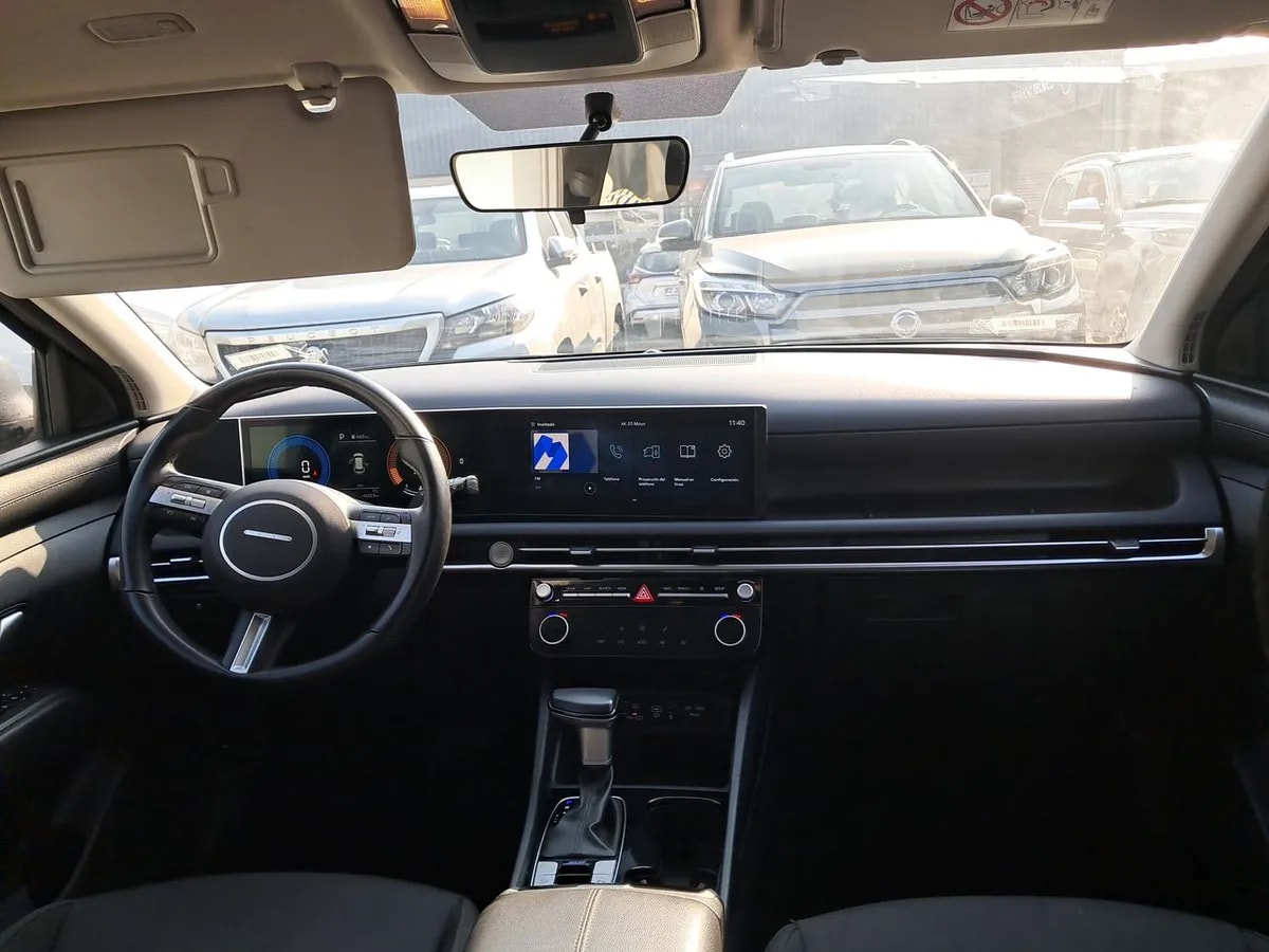 Hyundai Tucson 2.0 Nx4 Plus Fl Diesel 2wd At 5p año 2025