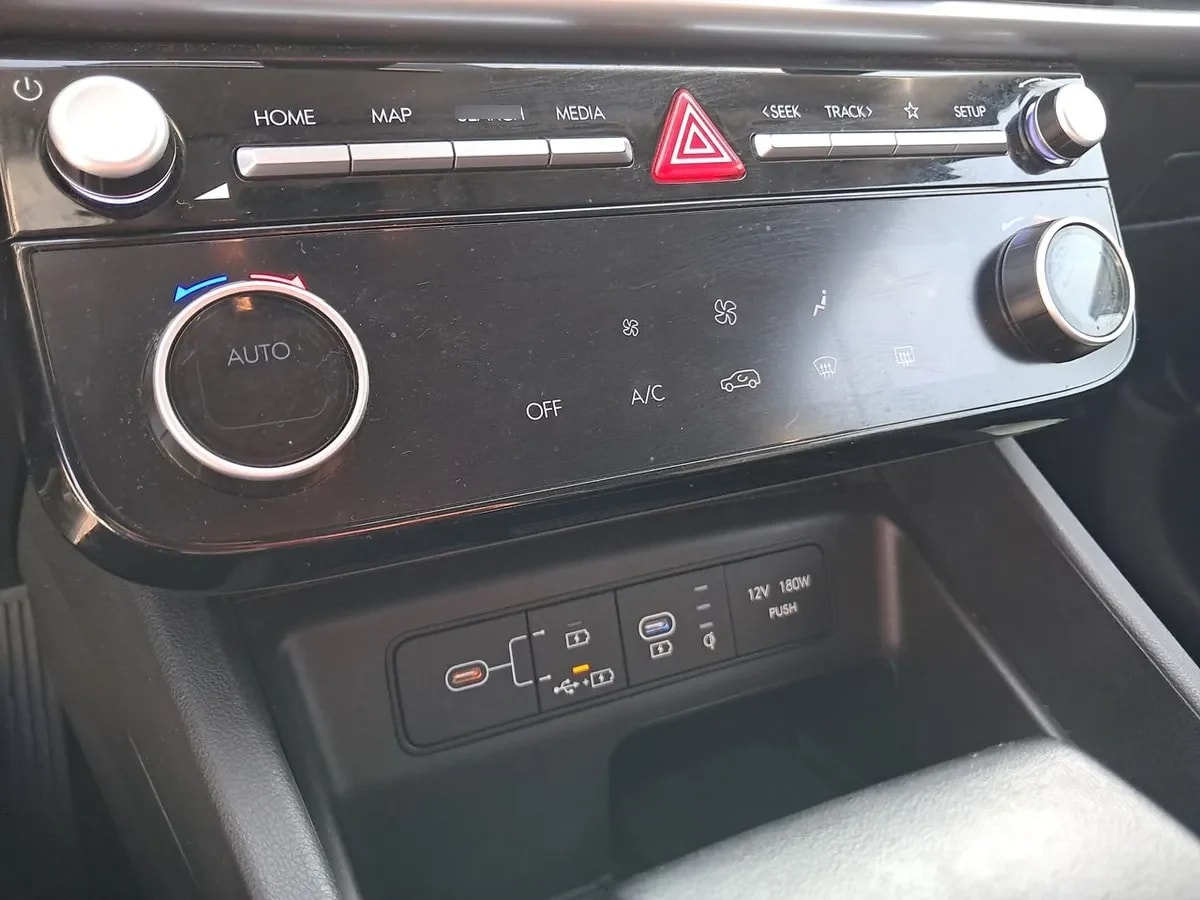 Hyundai Tucson 2.0 Nx4 Plus Fl Diesel 2wd At 5p año 2025